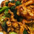 Best Chicken w. Broccoli in Goldsboro, NC