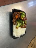 Best Beef w. Broccoli (Combo Platter) in Roseland, NJ