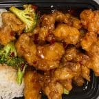 Best 左几芥:Spicy General Tso's Chicken w.Broccoli in Aliquippa, PA