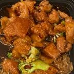 Best 陈几芥:Spicy Orange Flavor Chicken w. Broccoli in Aliquippa, PA