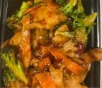 Best 鱼几: Chicken w. Spicy Garlic Sauce in Aliquippa, PA