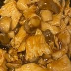 Best 毛加几- Chicken w. Fresh Mushrooms in Aliquippa, PA