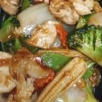 Best Chicken With Garlic Sauce in Phoenixville, PA