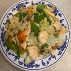 Best Steamed Cashew Chicken in Springfield, OR