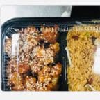 Best C6. Sesame Chicken (Combo Platter) in Upper Darby, PA