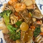 Best Sizzling Happy Family 全家福 in Dacula, GA