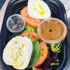 Best Burrata Salad in Chicago, IL