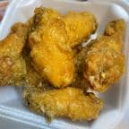 Best Fried Wings (8) in College Park, GA